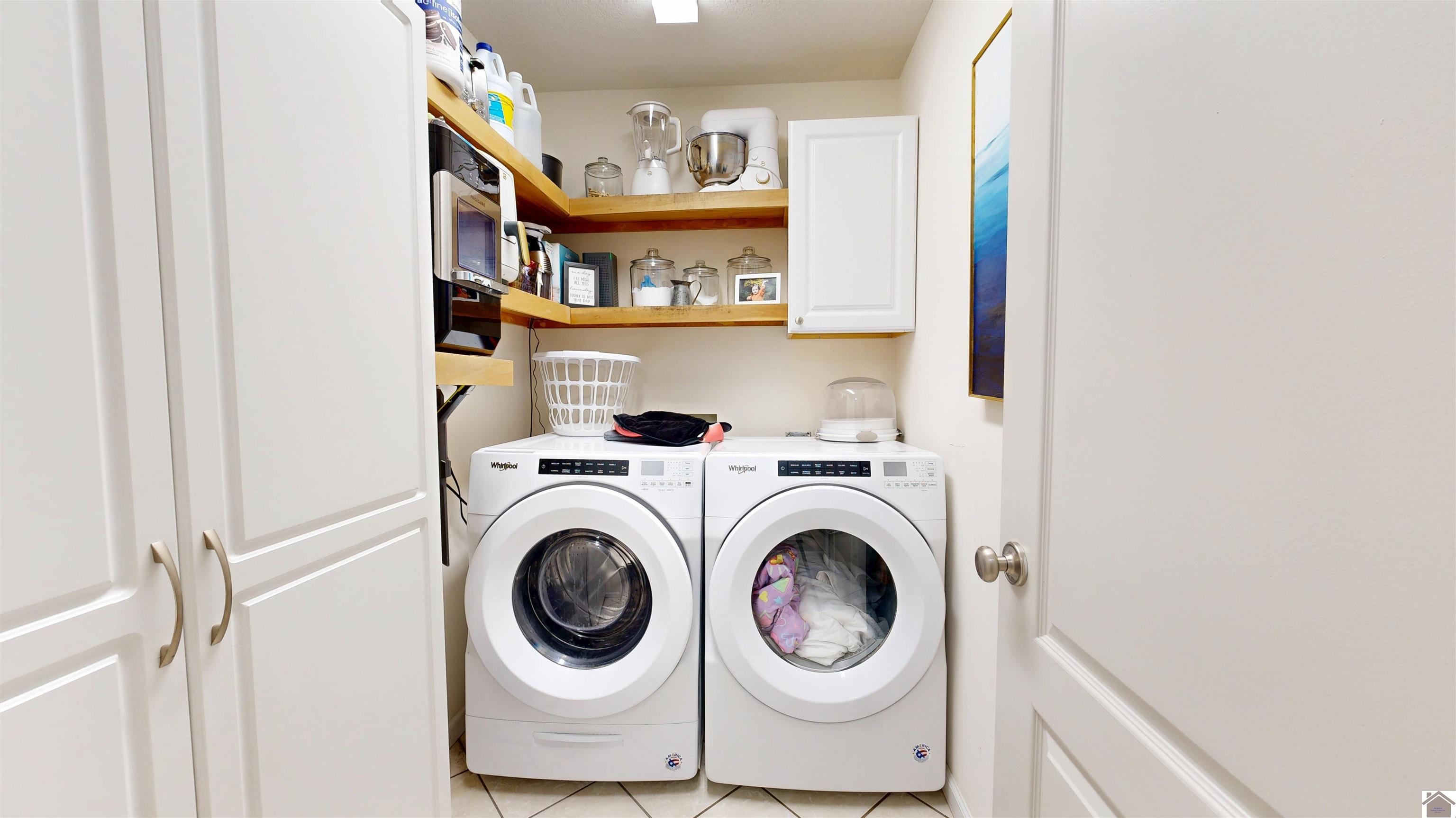 2445 Lovelaceville Florence Station Rd W.