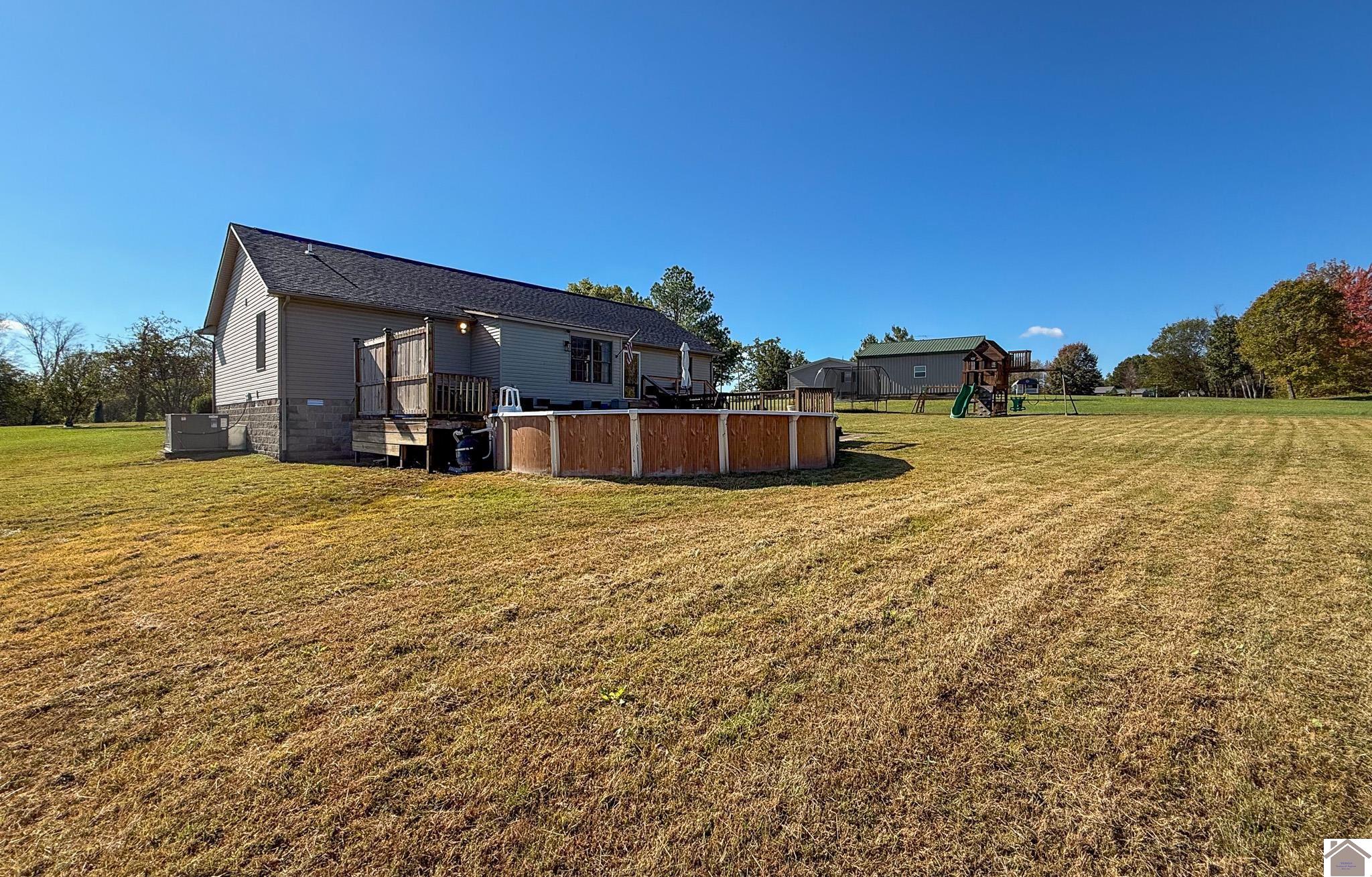 2445 Lovelaceville Florence Station Rd W.