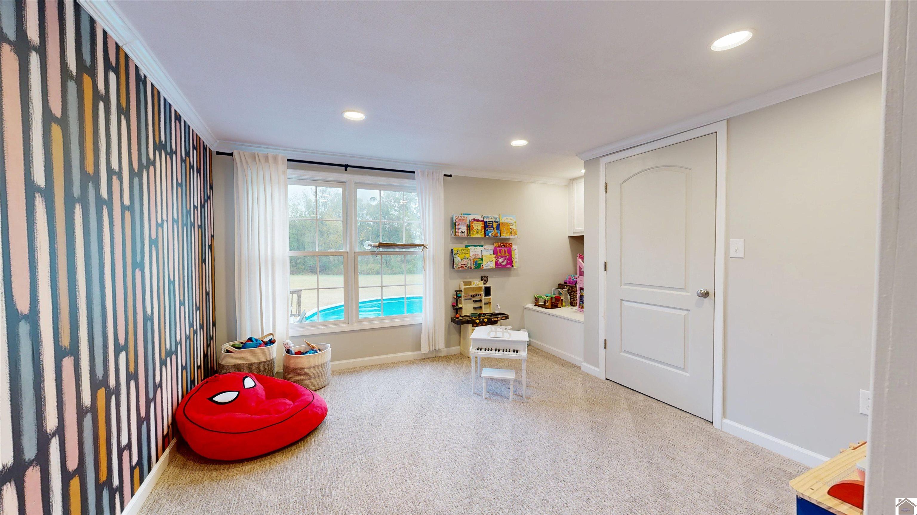 2445 Lovelaceville Florence Station Rd W.