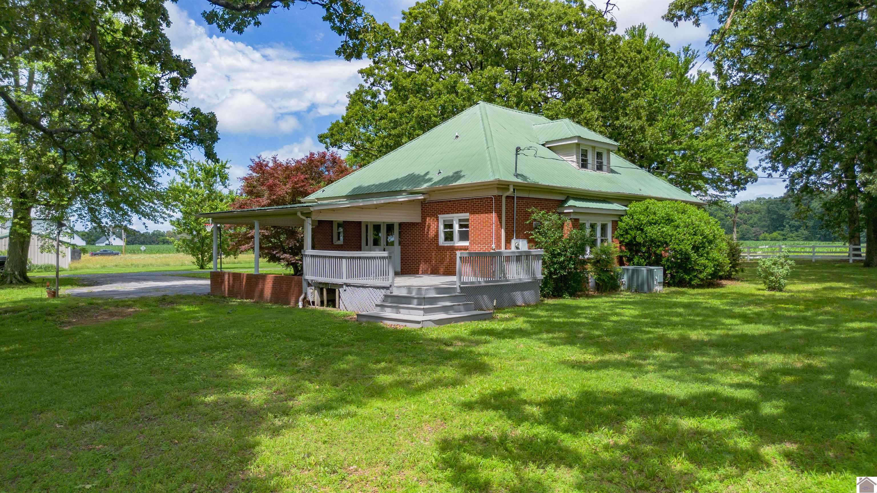 893 Peach Orchard Road