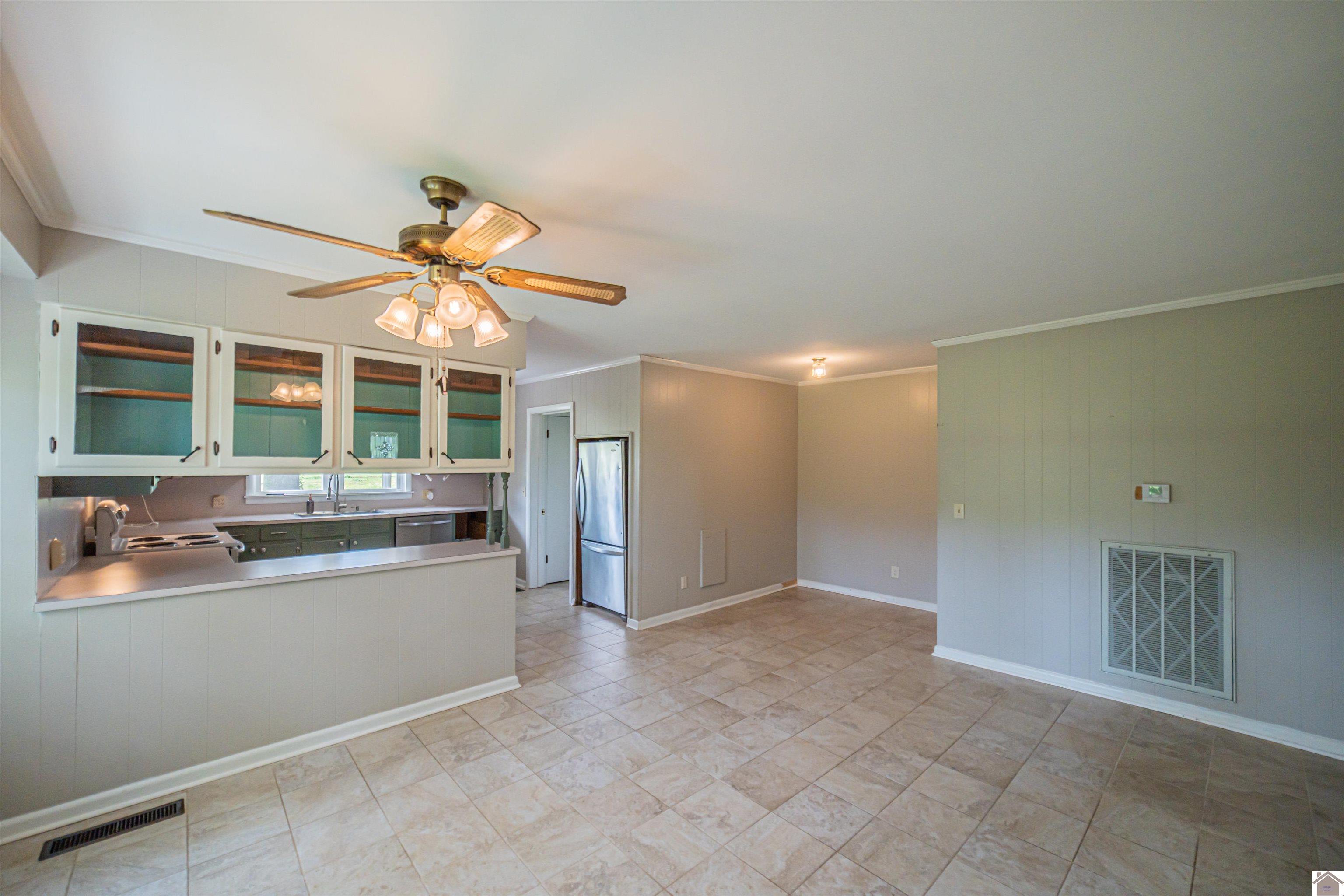 893 Peach Orchard Road