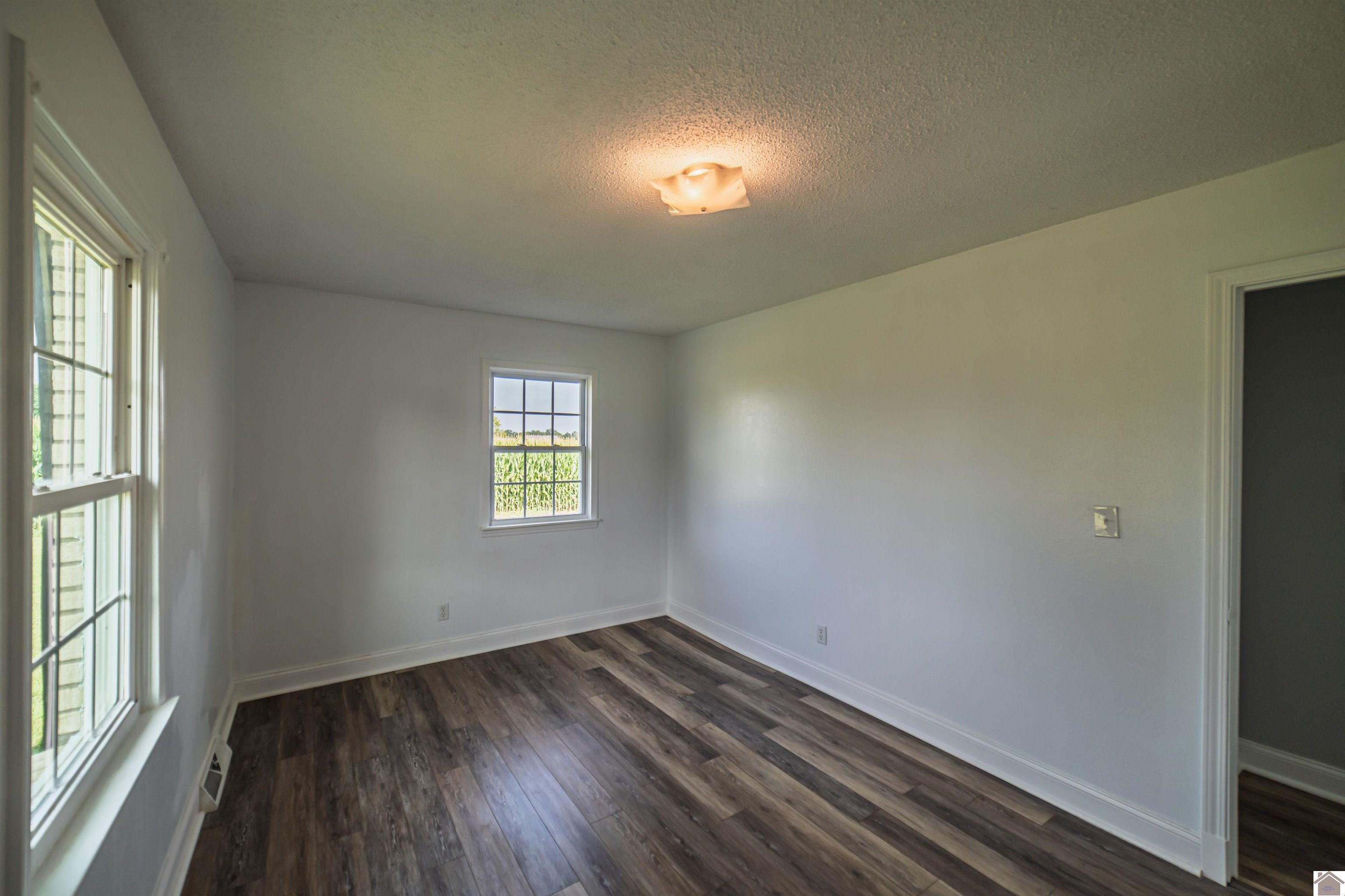 9676 State Route 121 N