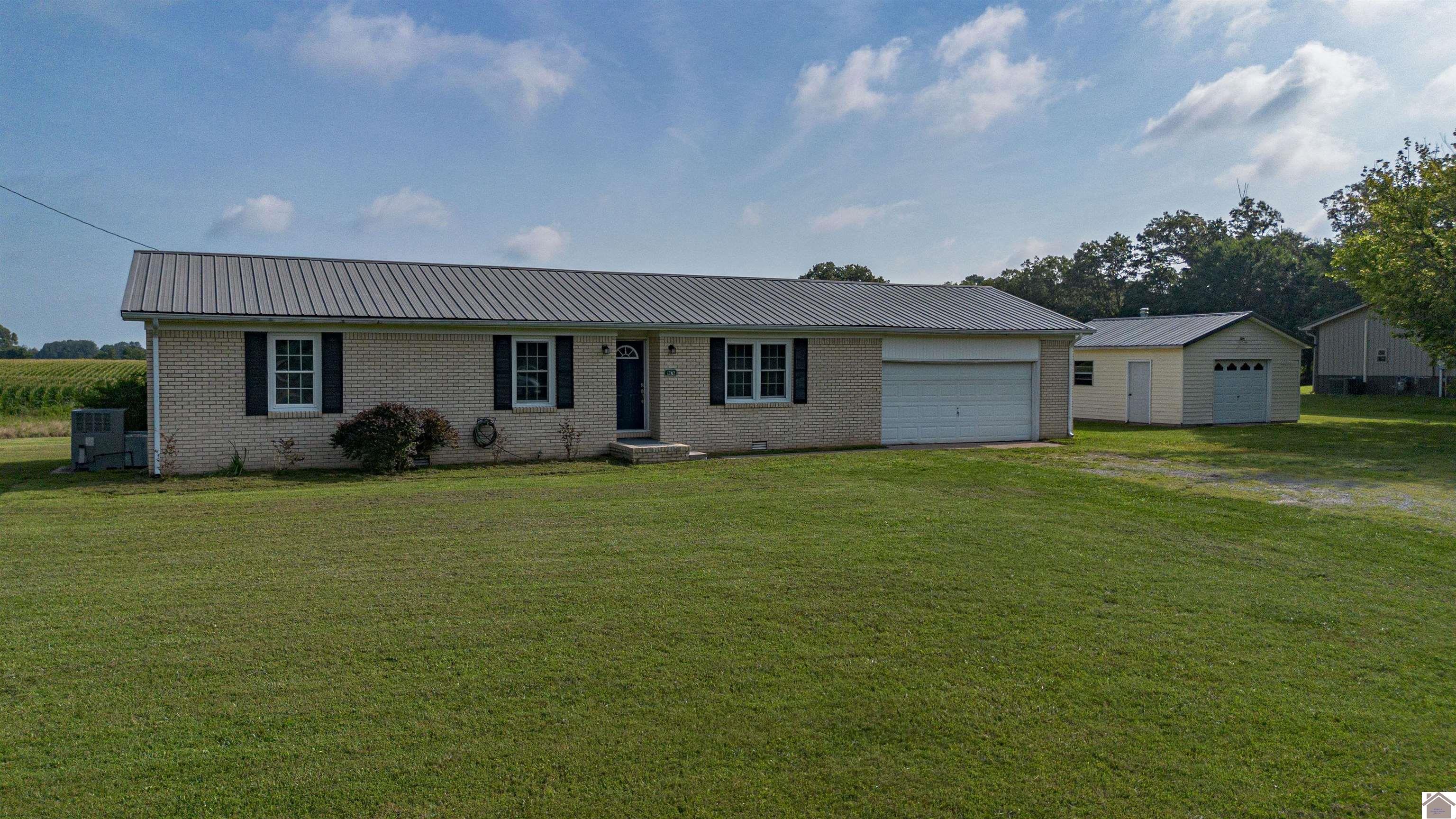 9676 State Route 121 N