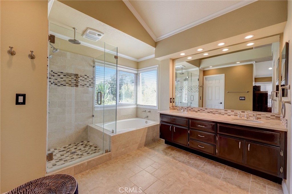 28542 Rancho Cristiano