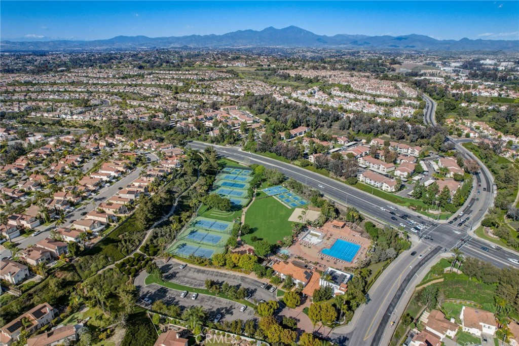 28542 Rancho Cristiano