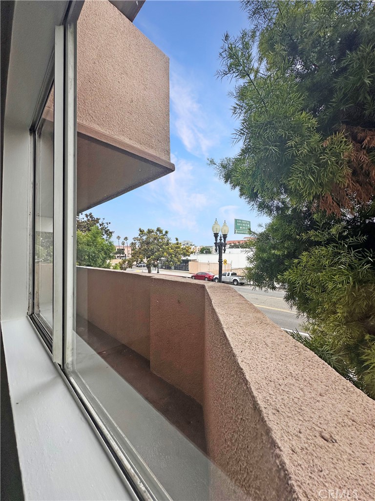 450 E 4th Street 110