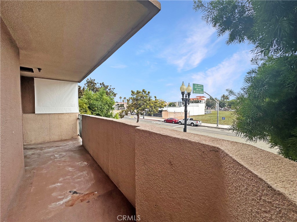 450 E 4th Street 110