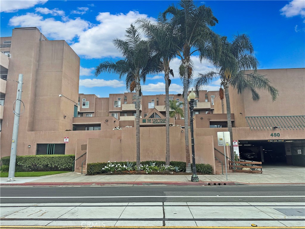 450 E 4th Street 110