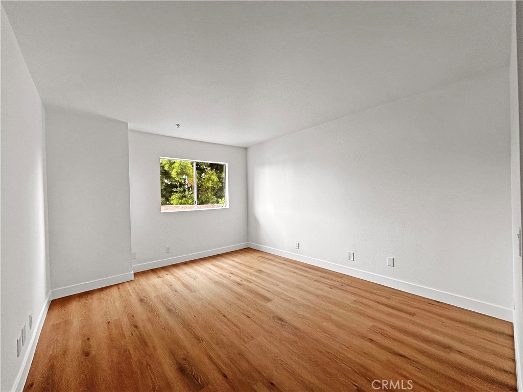 450 E 4th Street 110