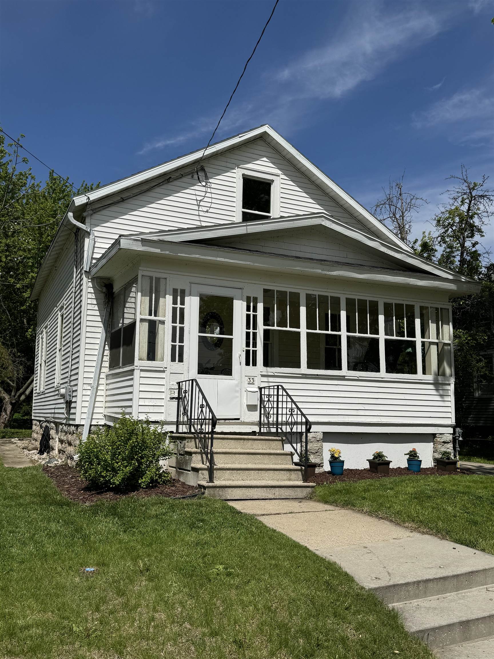 33 Eveline Street