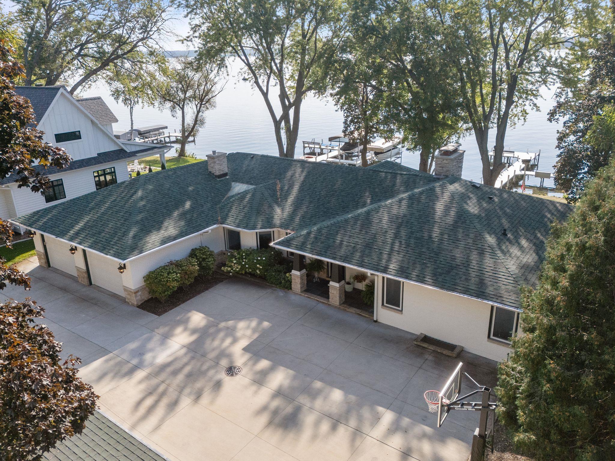290 Forest Avenue