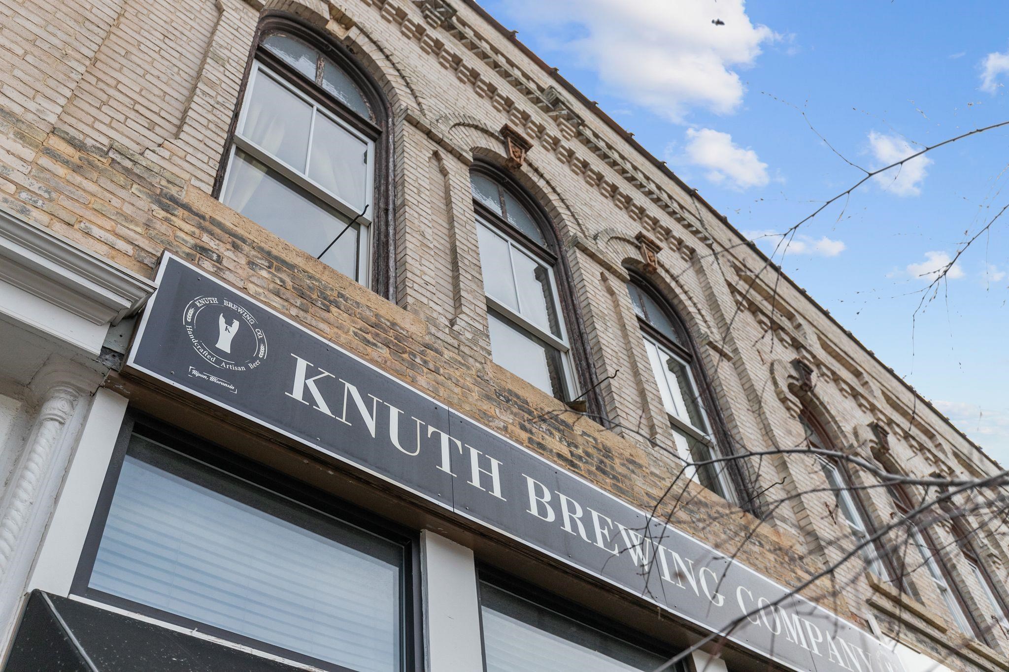 221 Watson Street