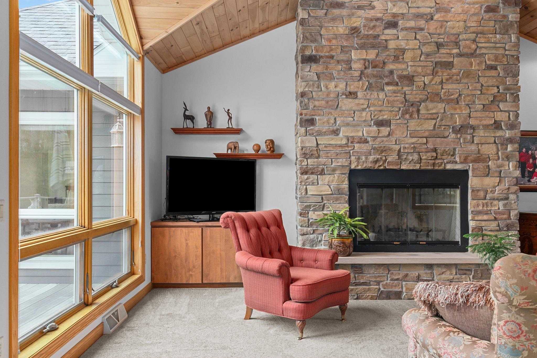 N4725 N Lakeshore Drive
