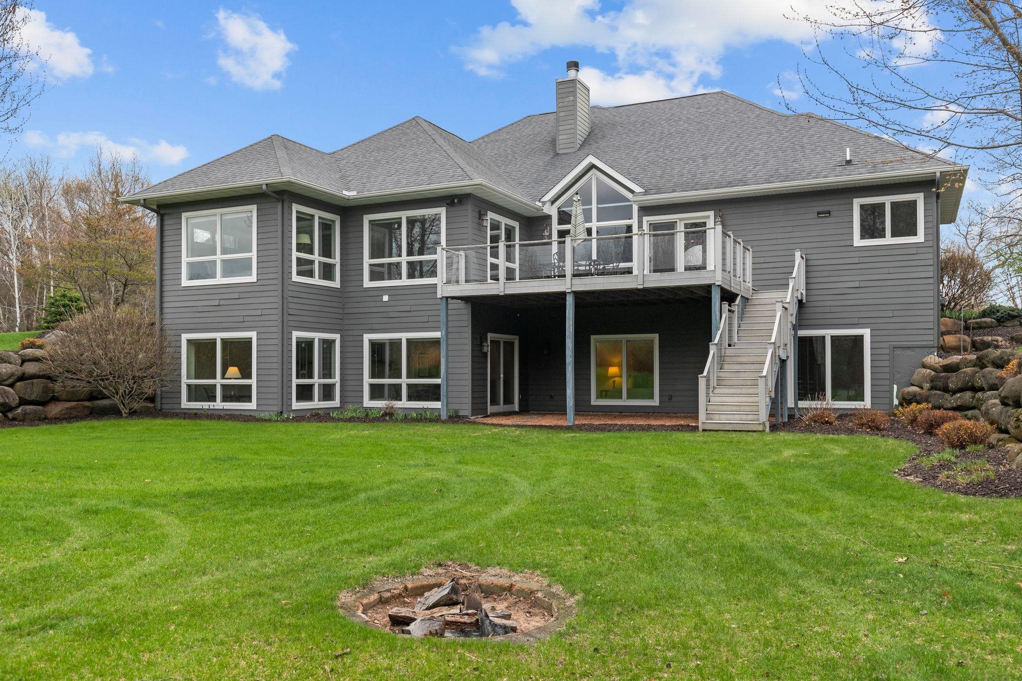 N4725 N Lakeshore Drive