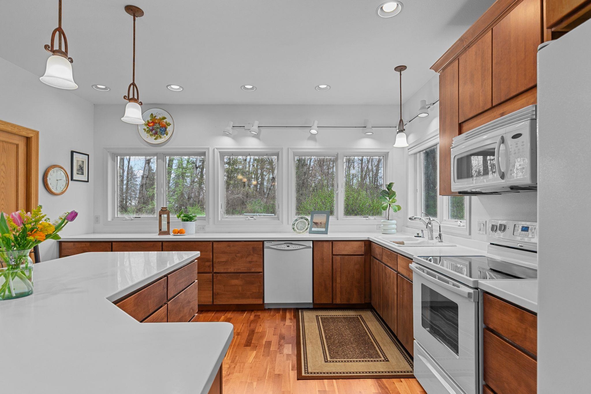 N4725 N Lakeshore Drive
