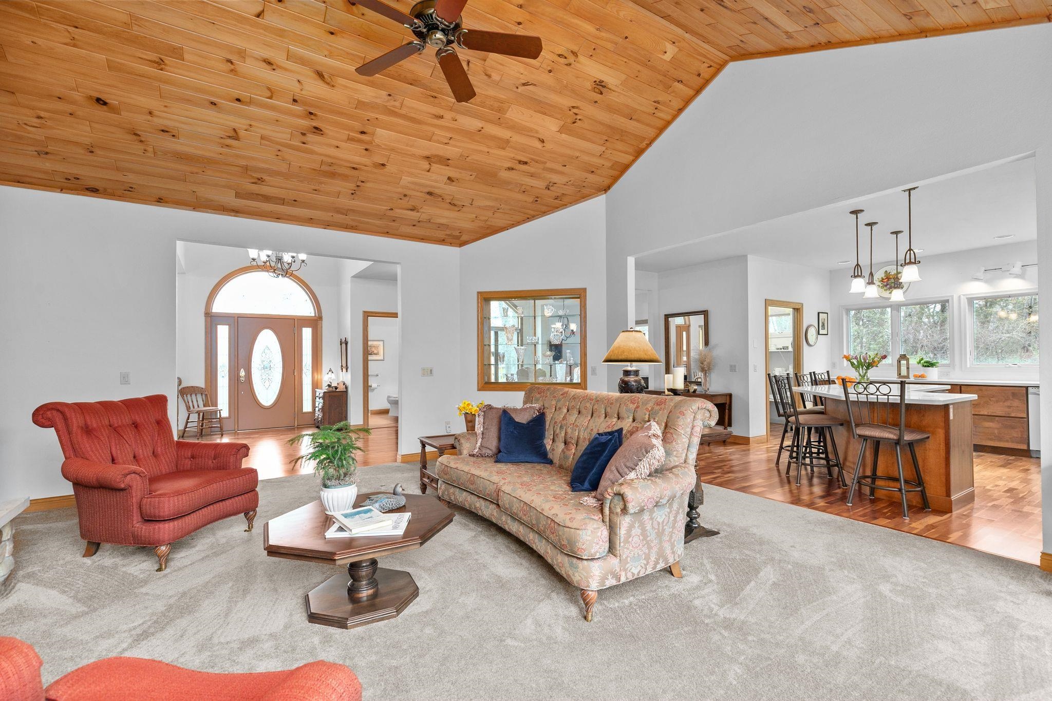 N4725 N Lakeshore Drive