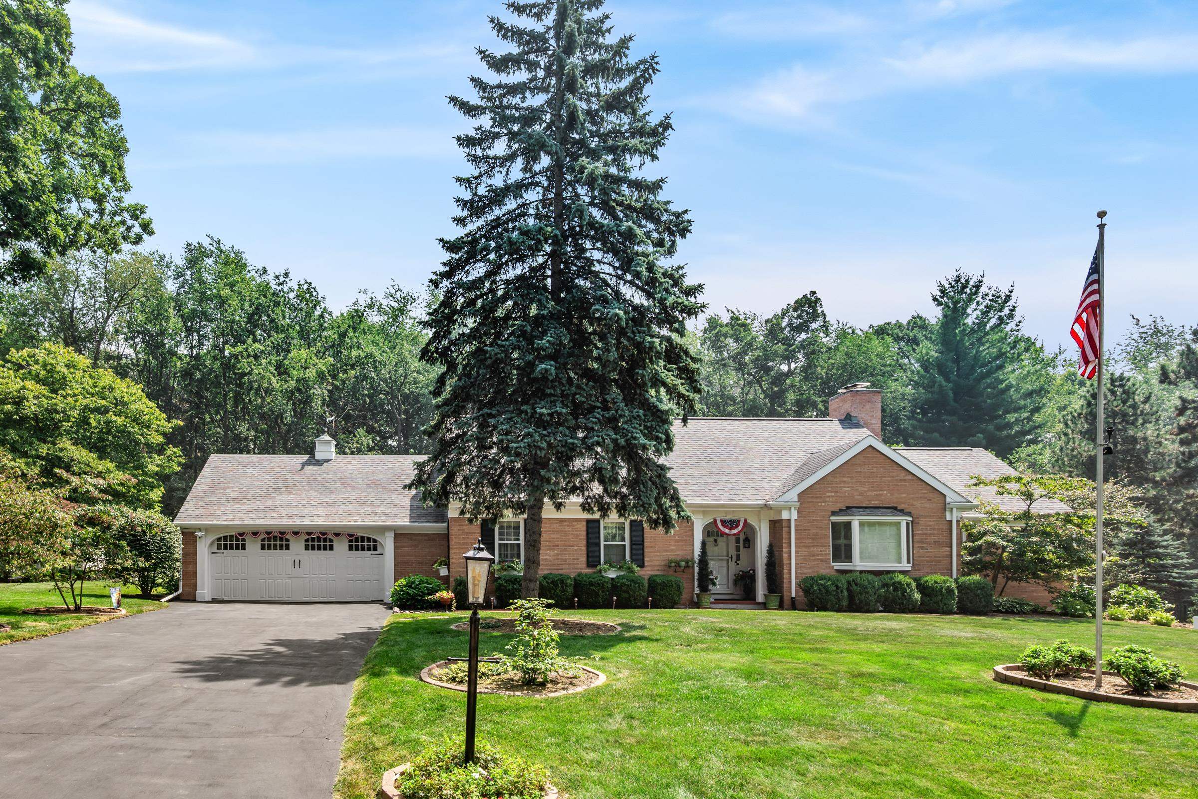 N5623 Lac Verde Circle