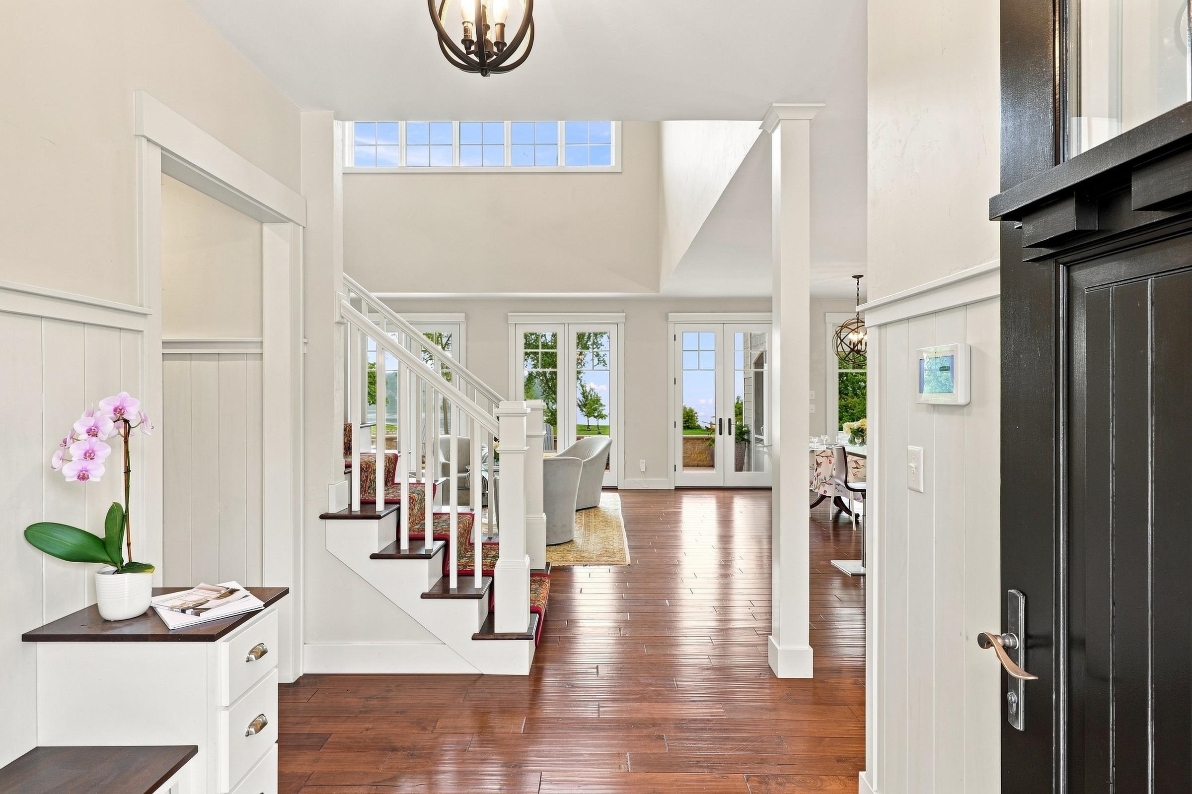 440 White Oaks Court