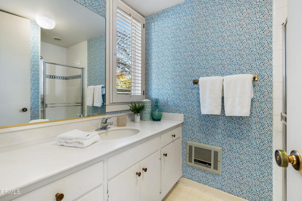 251 S Orange Grove Boulevard 2