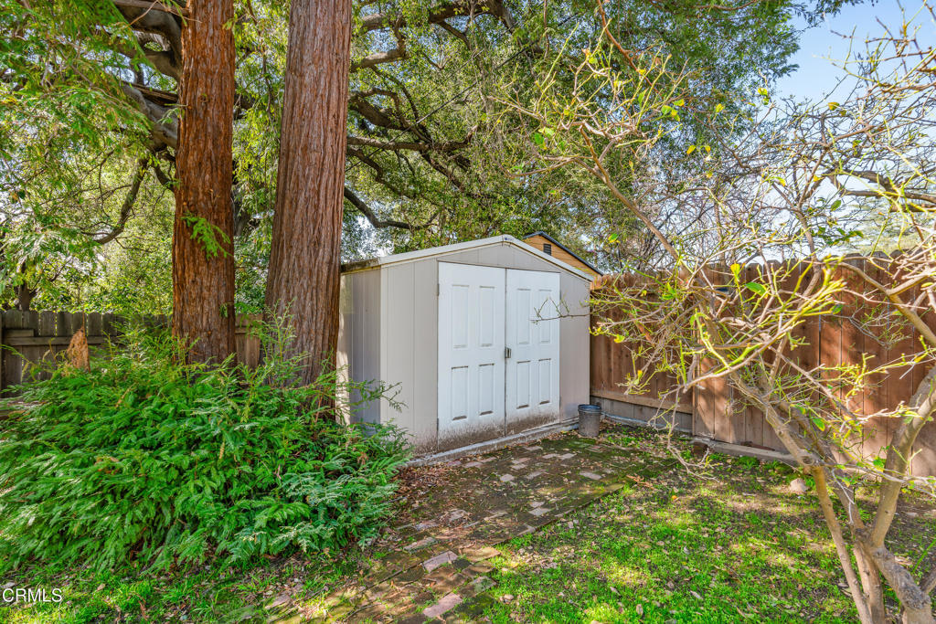 1145 N Catalina Avenue 1147