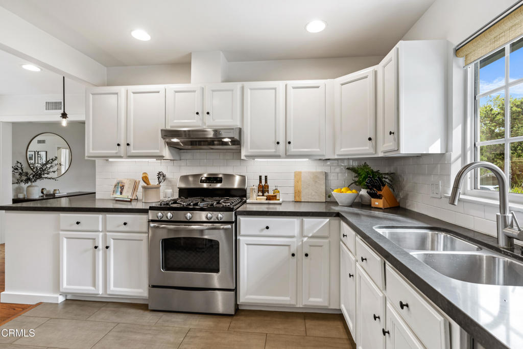 1741 La Barranca Road