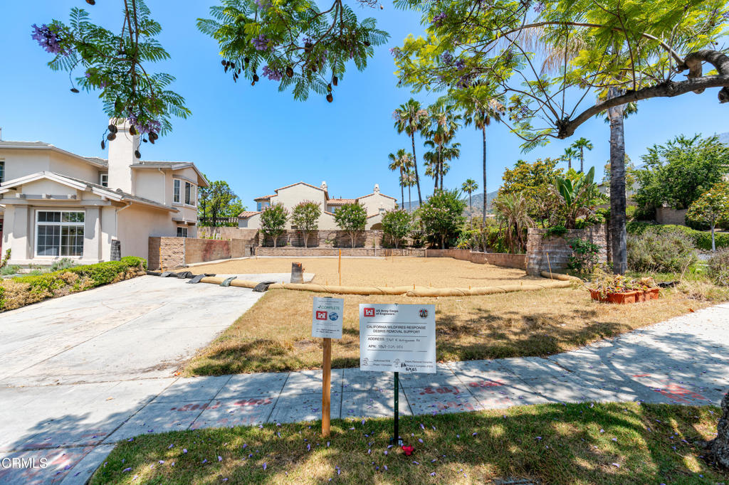3769 N Hollingsworth Road
