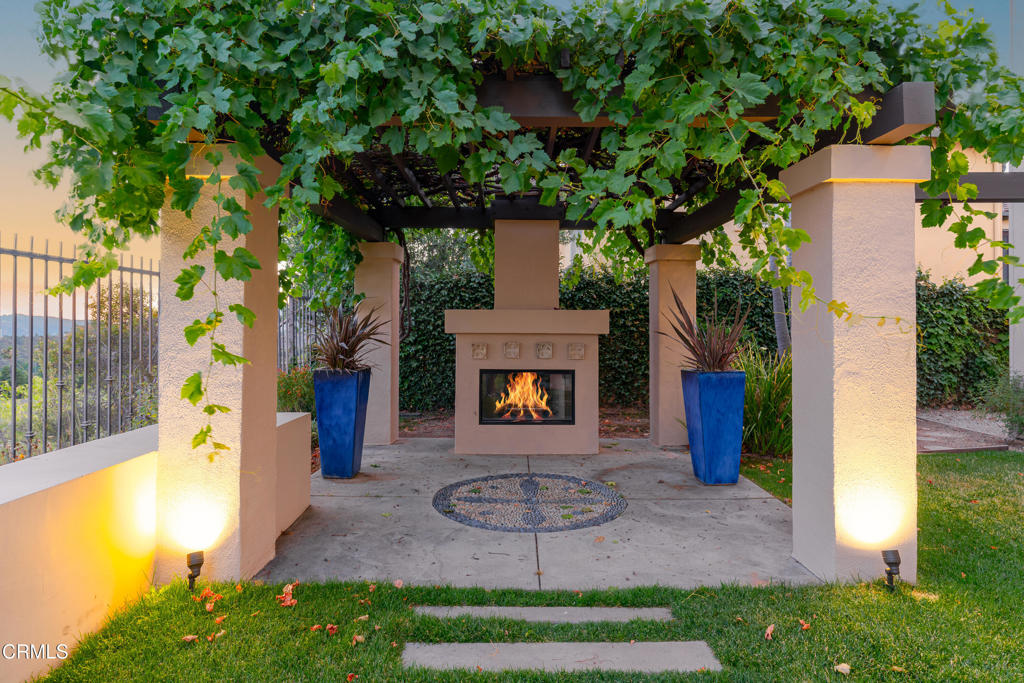 3911 Lilac Canyon Lane