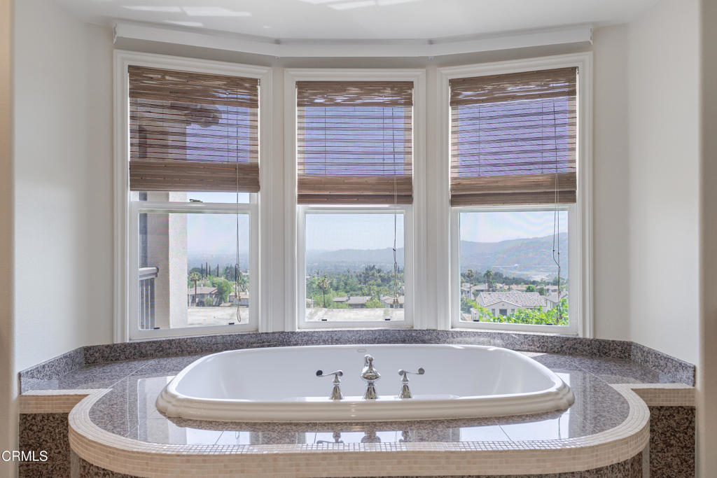 3911 Lilac Canyon Lane