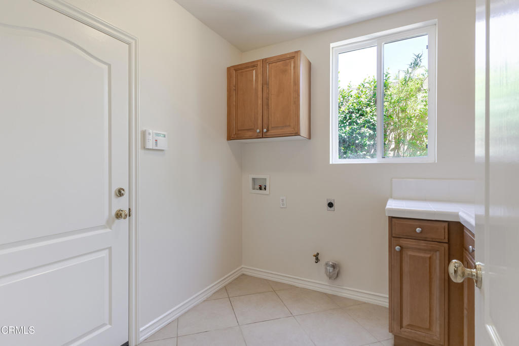 3911 Lilac Canyon Lane