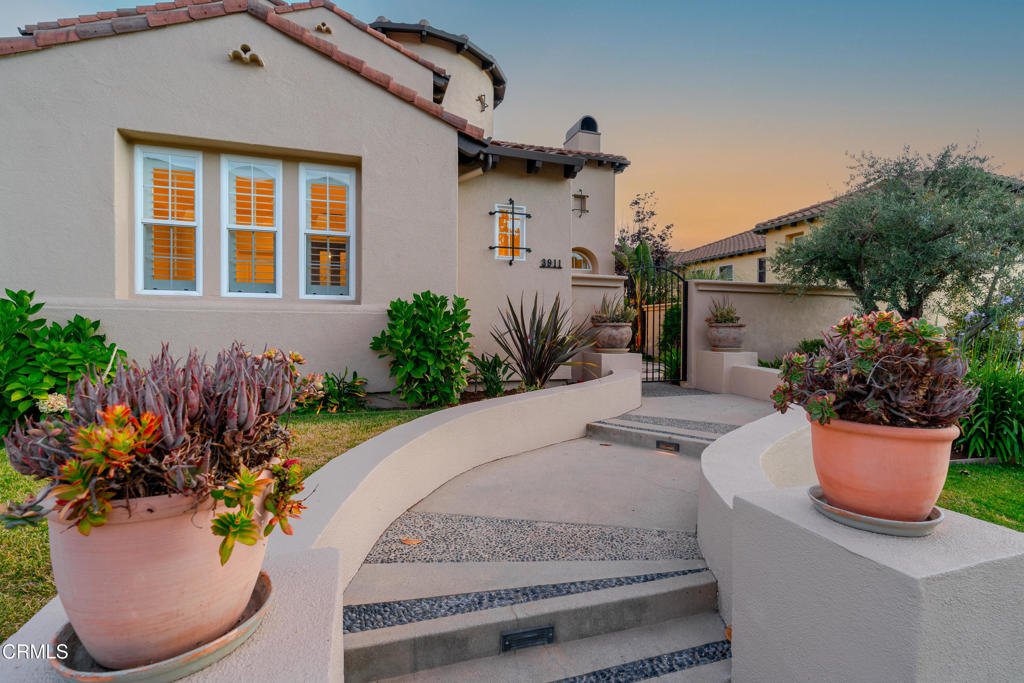 3911 Lilac Canyon Lane