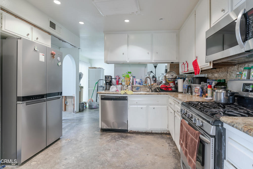 9025 Willis Avenue 147