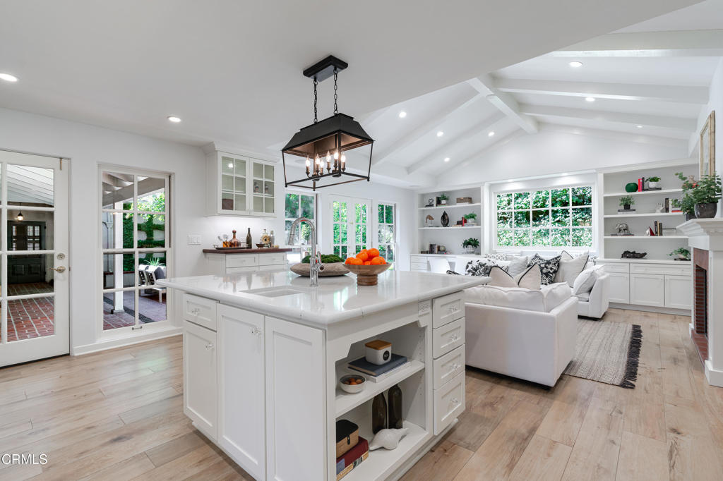 2051 Mendocino Lane