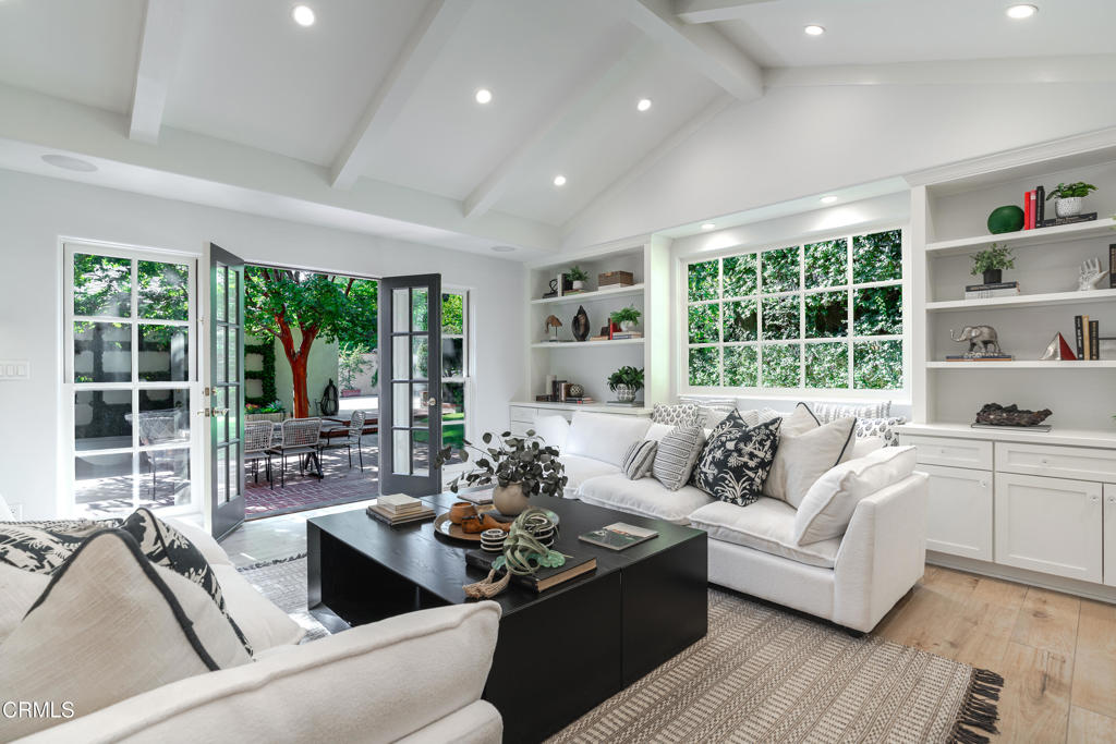 2051 Mendocino Lane