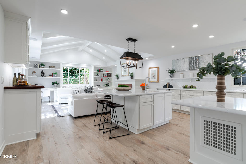2051 Mendocino Lane