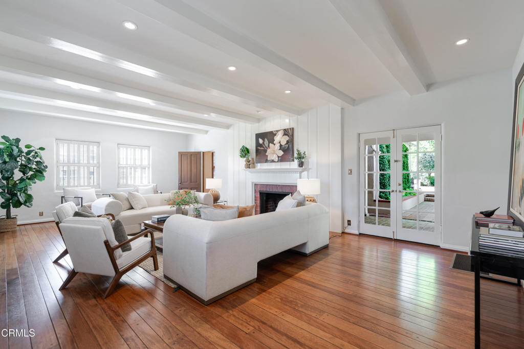 2051 Mendocino Lane