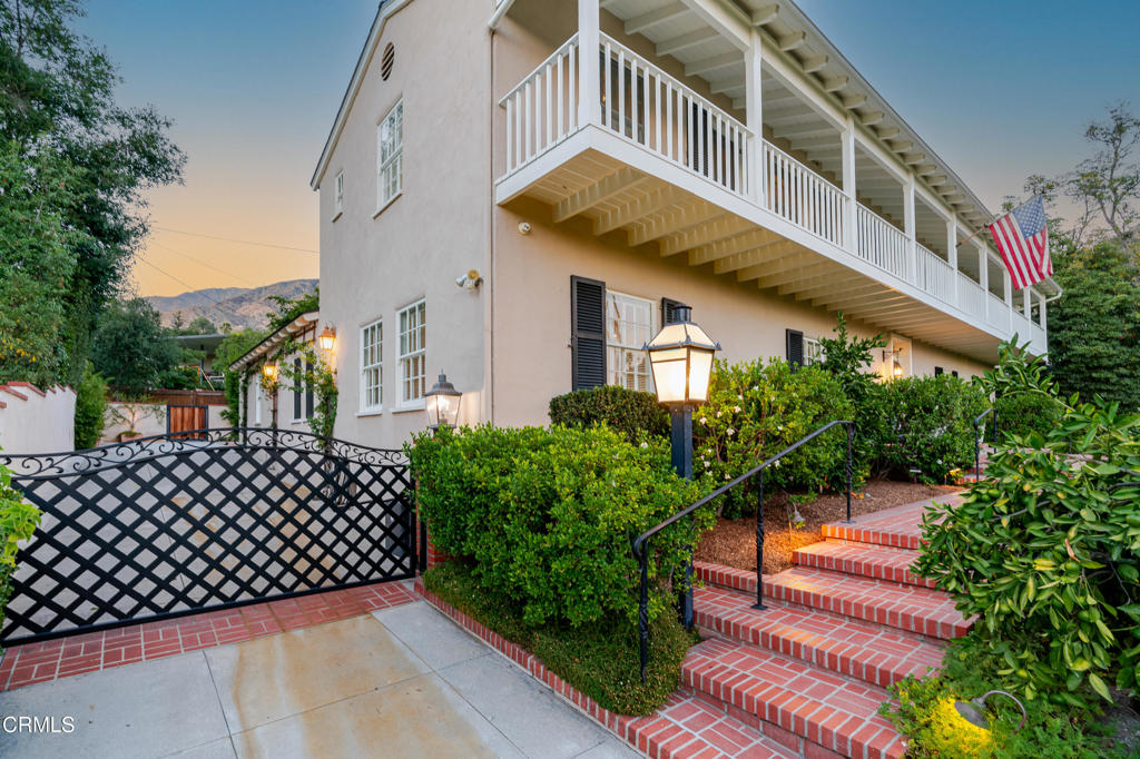 2051 Mendocino Lane