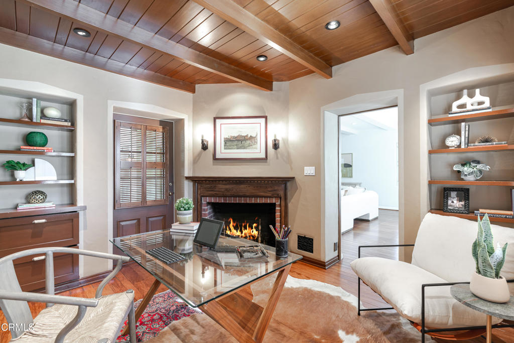 2051 Mendocino Lane