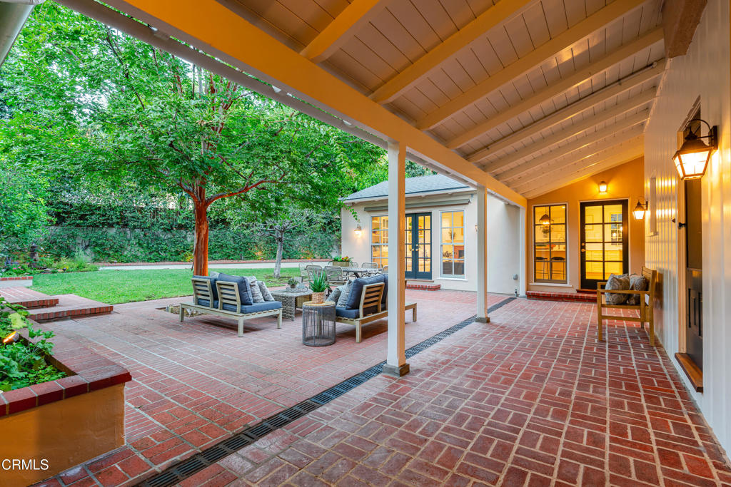 2051 Mendocino Lane