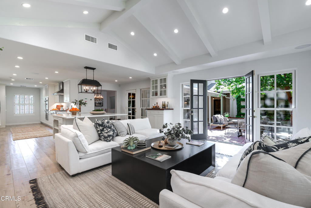 2051 Mendocino Lane