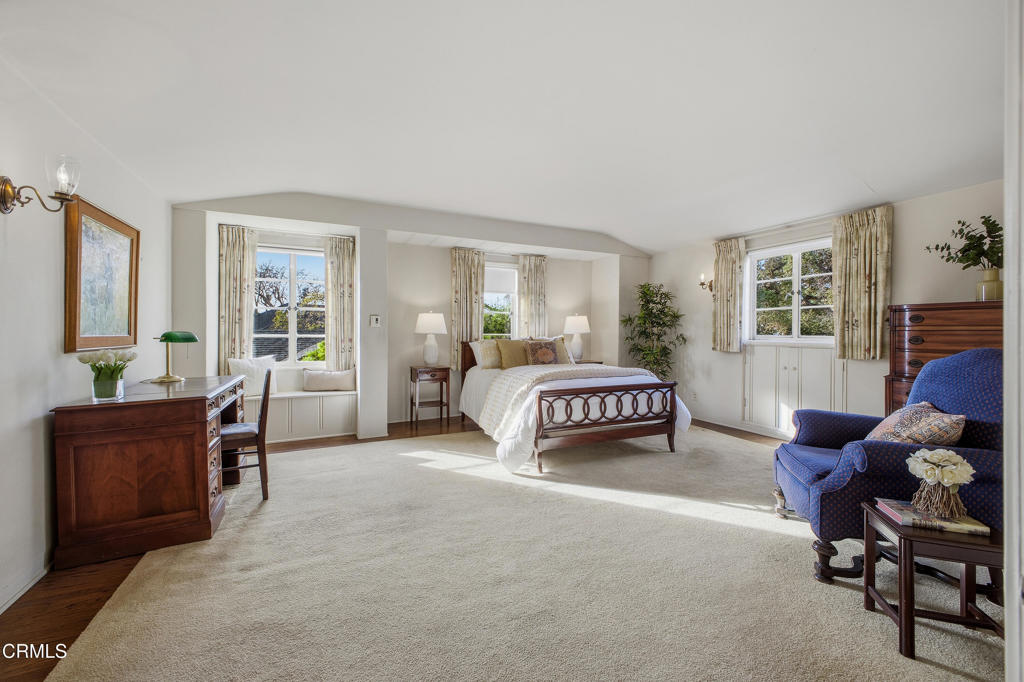 2450 E Orange Grove Boulevard