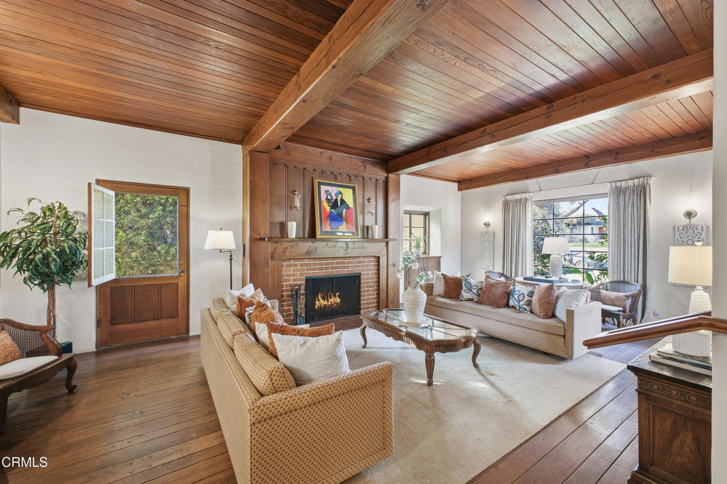 2450 E Orange Grove Boulevard