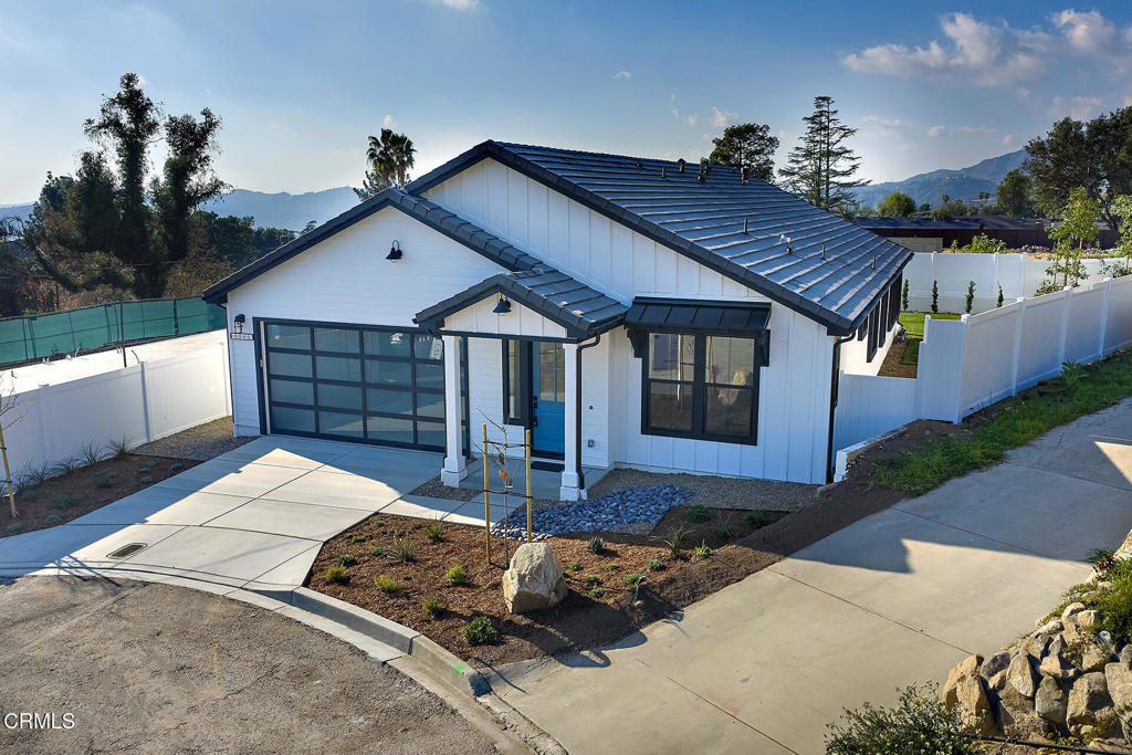 3245 Arrowhead Court