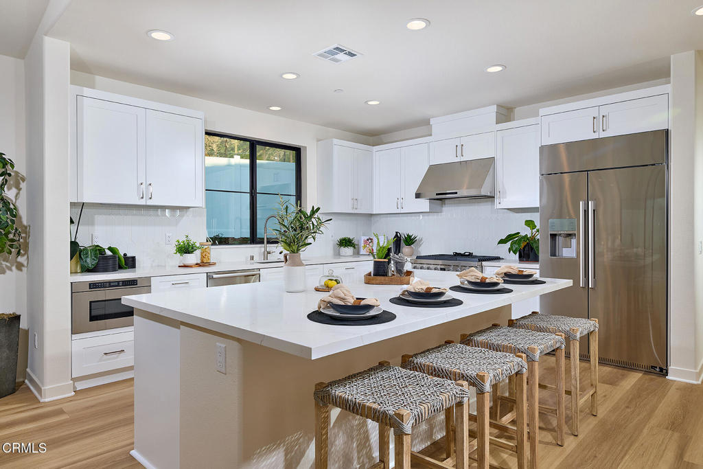 3245 Arrowhead Court