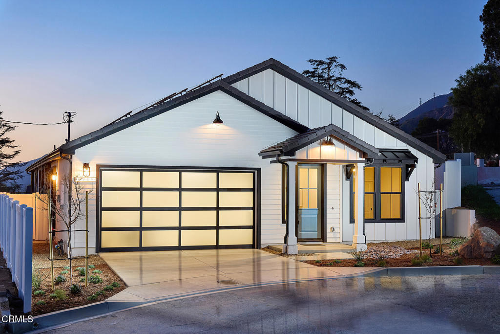 3245 Arrowhead Court