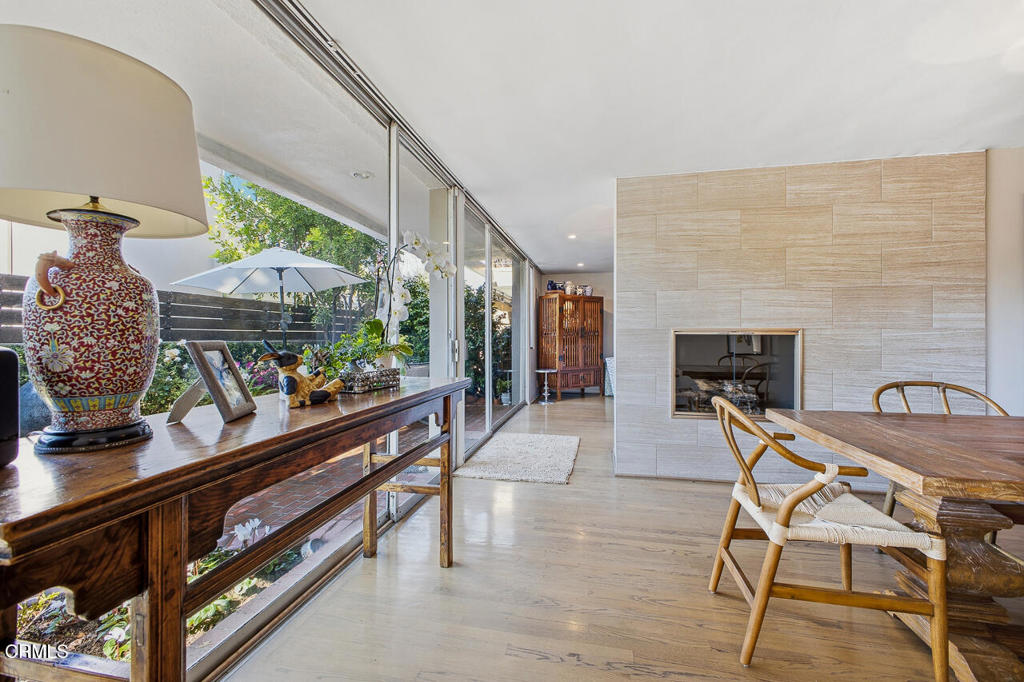 1000 S Orange Grove Boulevard 23