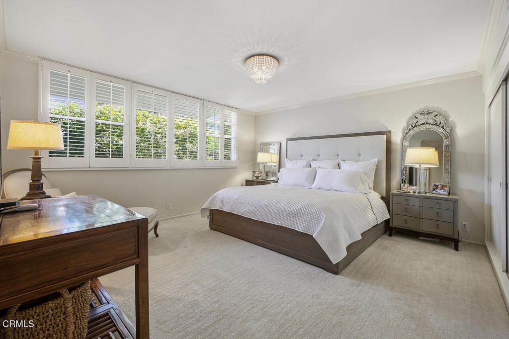 1000 S Orange Grove Boulevard 23