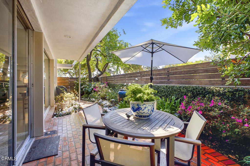 1000 S Orange Grove Boulevard 23