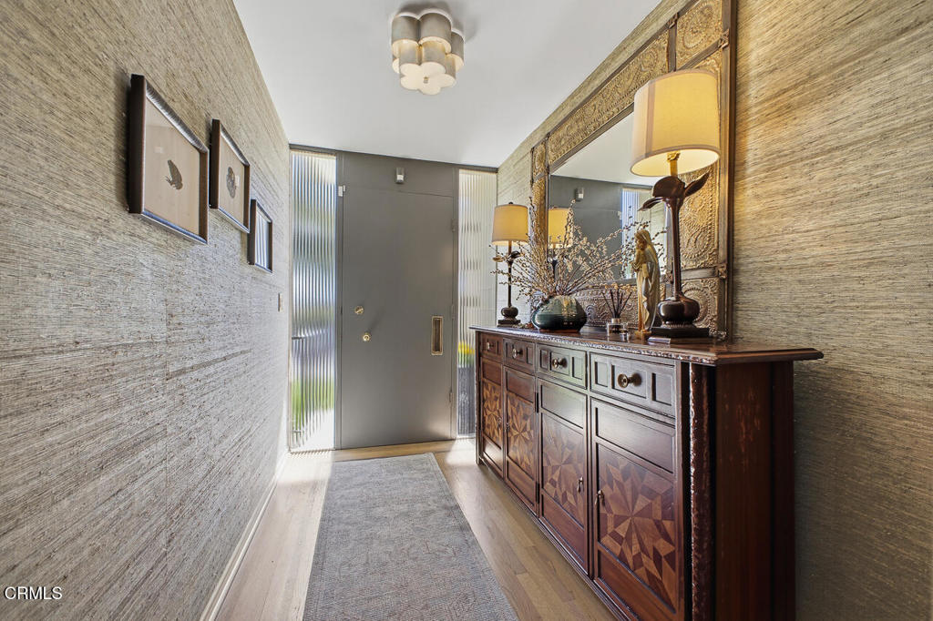 1000 S Orange Grove Boulevard 23