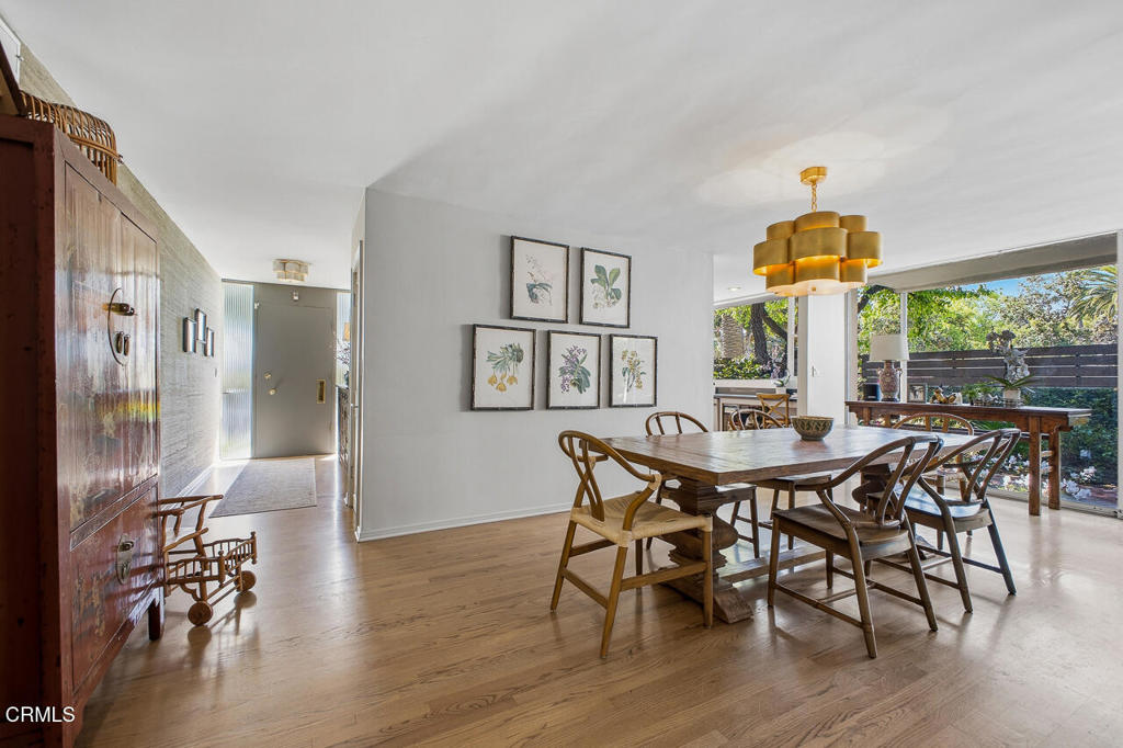 1000 S Orange Grove Boulevard 23