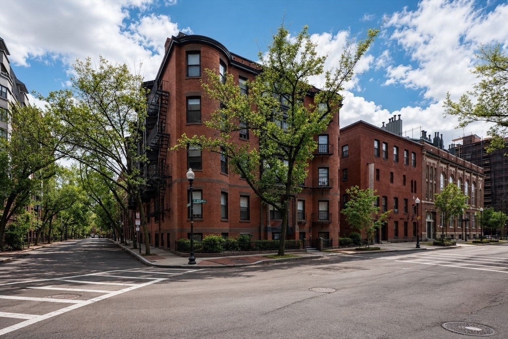 38-40 Saint Botolph St # 5